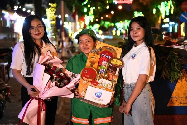 Đội ngũ hỗ trợ khách hàng chuyên nghiệp của lucky8