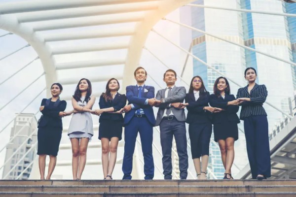 Biểu tượng cam kết cờ bạc có trách nhiệm của lucky8, thể hiện sự tin cậy và an toàn.